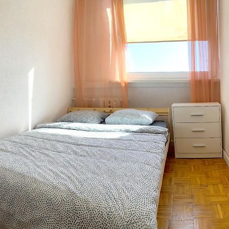 Noclegi - Ul Sliczna Wrocław Exteriör bild