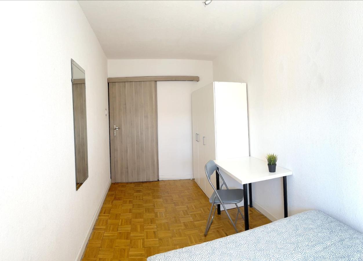 Noclegi - Ul Sliczna Wrocław Exteriör bild